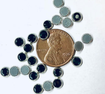 1 Package of 24 SS20 M-Foiled Grey Hotfix Crystals - 1