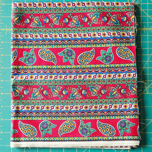 Fabric Paisley 37"x44" (1 Yard)