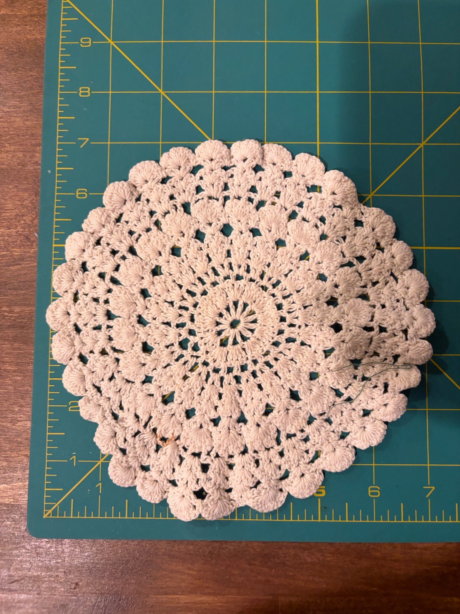5 Vintage Small Doilies – Remnants by Peo Vee