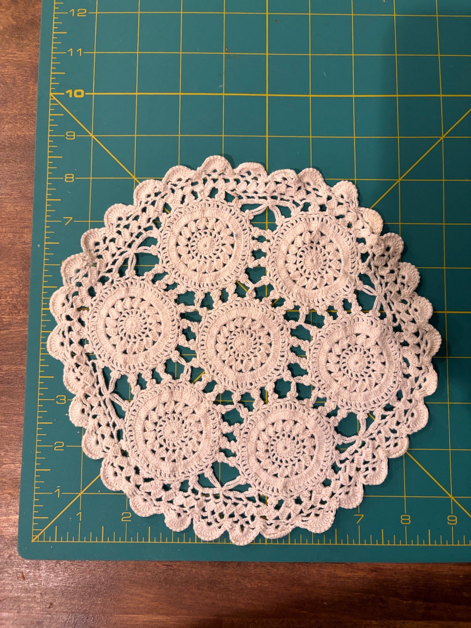 5 Small Vintage Doilies – Remnants by Peo Vee