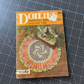 Doilies: Knitted, Crocheted & Tatted - Star Book No 228