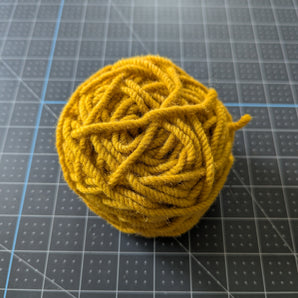100% New Zealand Wool Macrame & Weaving Yarn - Goldenwheat - 4oz Cake