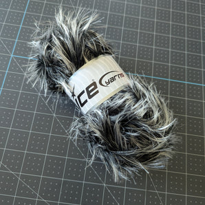 Ice Yarn in Safari