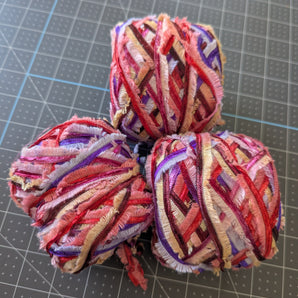 Bundle of Unlabeled Novelty Yarn - 9.1oz