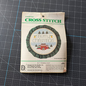 1987 "Designs for the Needle" Counted Cross Stitch Kit (#3122 Holiday Home)